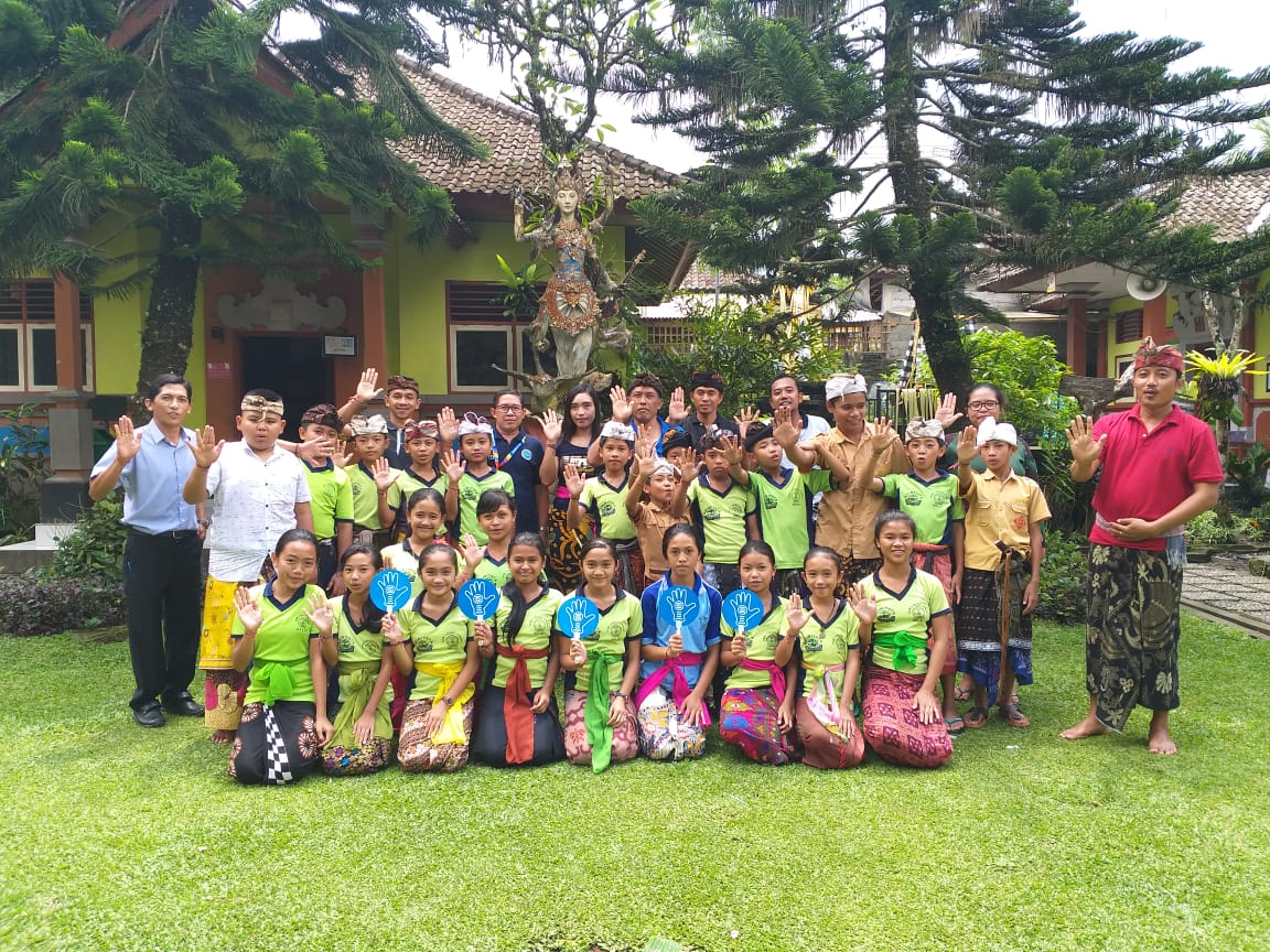 SOSIALISASI BAHAYA NARKOBA PADA USIA DINI SD N 1 DUDA UTARA SOSIALISASI BAHAYA NARKOBA PADA USIA DINI SD N 1 DUDA UTARA