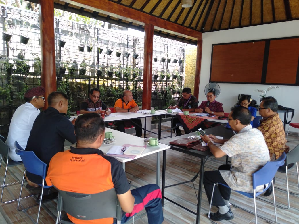 Monitoring dan Evaluasi Program Pemberdayaan Peran Serta Masyarakat