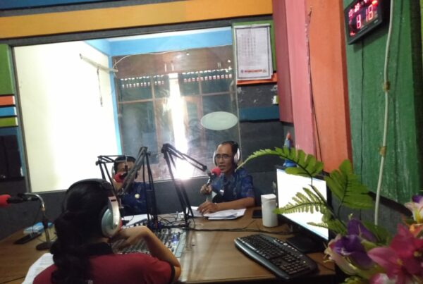 Diseminasi Informasi melalui Dialog Radio Interaktif