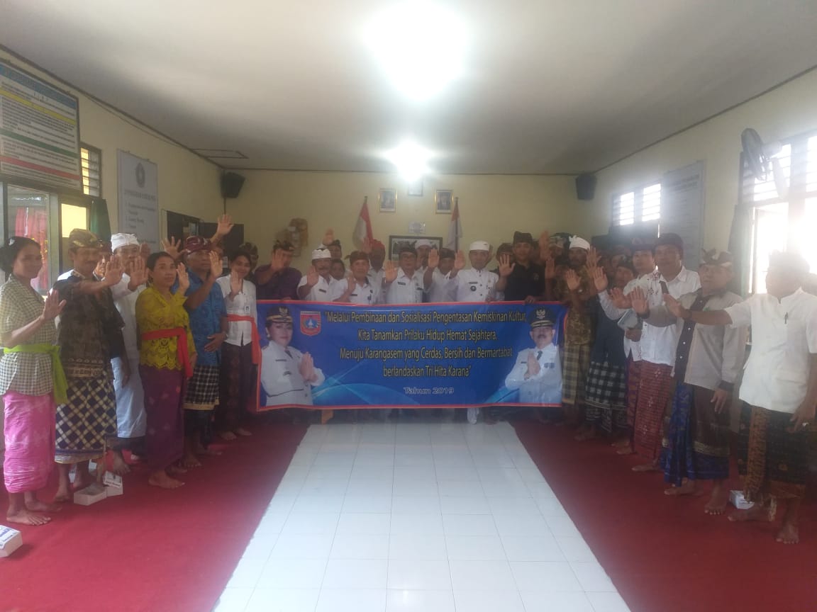 Sinergitas PEMDA Bagian Kesra dengan BNNK Karangasem melaksanakan Giat Sosialisasi Pembinaan Kemiskinan Kultur di Kecamatan Karangasem Kab.Karangasem Sinergitas PEMDA Bagian Kesra dengan BNNK Karangasem melaksanakan Giat Sosialisasi Pembinaan Kemiskinan Kultur di Kecamatan Karangasem Kab.Karangasem