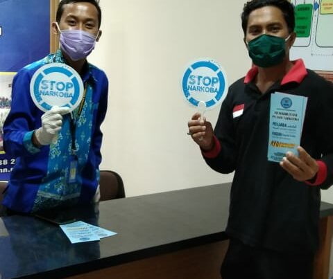 Diseminasi Informasi Penguatan P4GN Melalui Penyebaran Brosur di Mall Pelayanan Publik Kab. Karangasem Diseminasi Informasi Penguatan P4GN Melalui Penyebaran Brosur di Mall Pelayanan Publik Kab. Karangasem