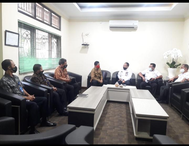 Advokasi Pelaksanaan Inpres Nomor 2 Tahun 2020 Tentang RAN P4GN di Ruangan Sekda Kab. Karangasem Advokasi Pelaksanaan Inpres Nomor 2 Tahun 2020 Tentang RAN P4GN di Ruangan Sekda Kab. Karangasem