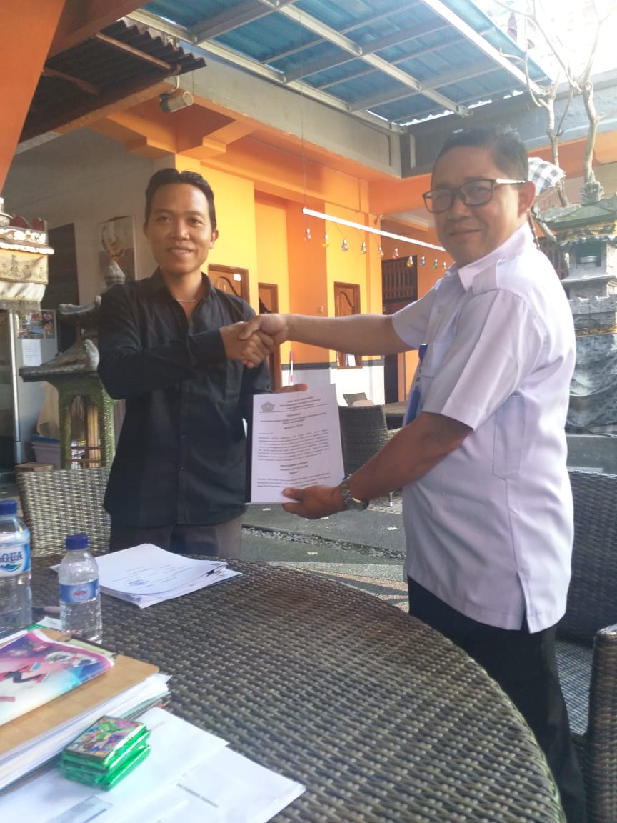 SUPERVISI ASISTENSI ADVOKASI BERWAWASAN ANTI NARKOBA di DESA ADAT PADANG BAY SUPERVISI ASISTENSI ADVOKASI BERWAWASAN ANTI NARKOBA di DESA ADAT PADANG BAY
