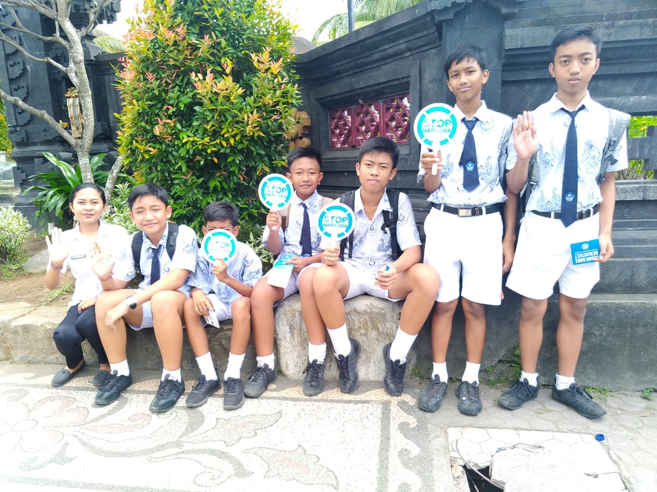 Sosialisasi Bahaya Narkoba dan Pencegahan Penyalahgunaan Narkoba Guna Mewujudkan Pelajar usia Dini Yang Cerdas, Bersih, Sehat Tanpa Narkoba. Sosialisasi Bahaya Narkoba dan Pencegahan Penyalahgunaan Narkoba Guna Mewujudkan Pelajar usia Dini Yang Cerdas, Bersih, Sehat Tanpa Narkoba.
