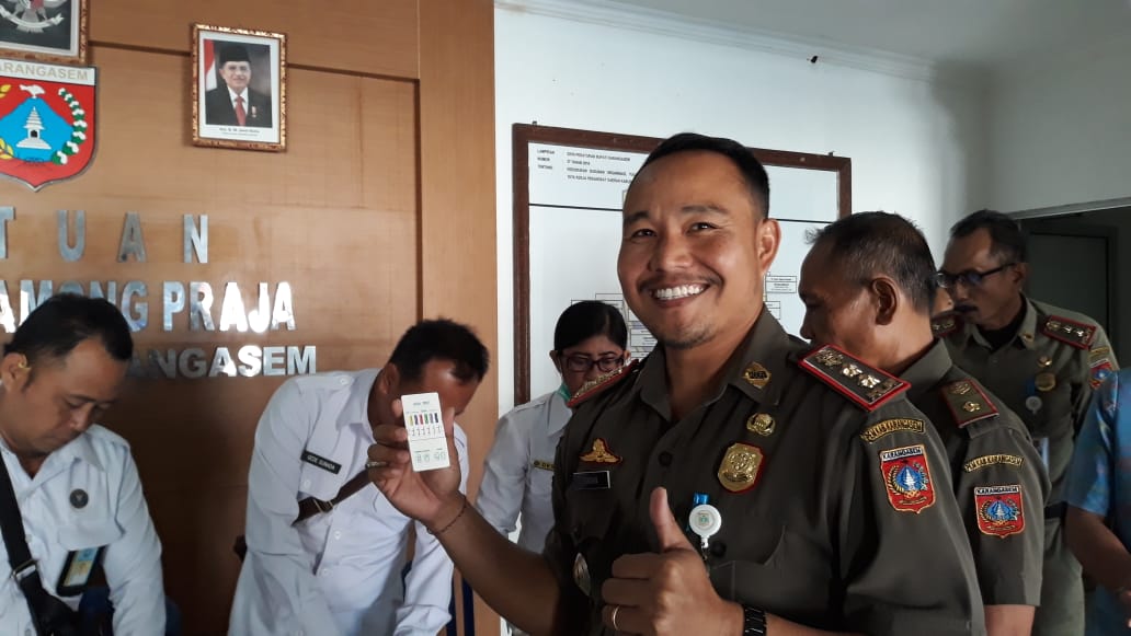 Pemberdayaan Peran Serta Masyarakat Melalui Test Urine dalam Rangkaian Kegiatan Pra HANI 2019 Pemberdayaan Peran Serta Masyarakat Melalui Test Urine dalam Rangkaian Kegiatan Pra HANI 2019