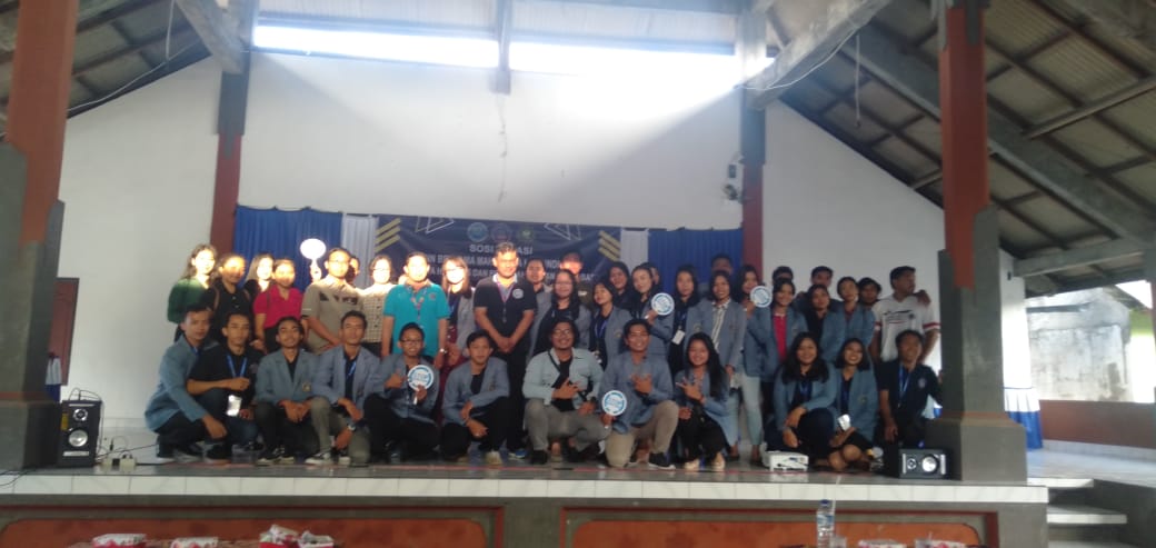 Deseminasi Informasi P4GN melalui media konvensional tatap muka langsung Pada Anggota STT Desa Ababi dan Mahasiswa Undiksa yang sedang melakukan KKN di Kab. Karangasem untuk mewujudkan Karangasem bebas dari peredaran Narkoba Deseminasi Informasi P4GN melalui media konvensional tatap muka langsung Pada Anggota STT Desa Ababi dan Mahasiswa Undiksa yang sedang melakukan KKN di Kab. Karangasem untuk mewujudkan Karangasem bebas dari peredaran Narkoba