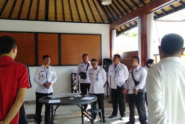 Pelaksanaan Rapid Test dalam Giat Pemberdayaan Masyarakat pada Komponen Masyarakat Yang Diselenggarakan di Rumah Makan Kurnia