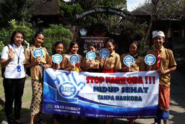 Sosialisasi Bahaya Narkoba Melalui Tatap Muka Langsung di SMP N 5 Amlapura