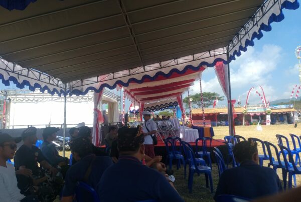 Kasi P2M BNNK Karangasem memberikan sosialisasi penguatan P4GN kepada para Pengunjung Pameran HUT RI