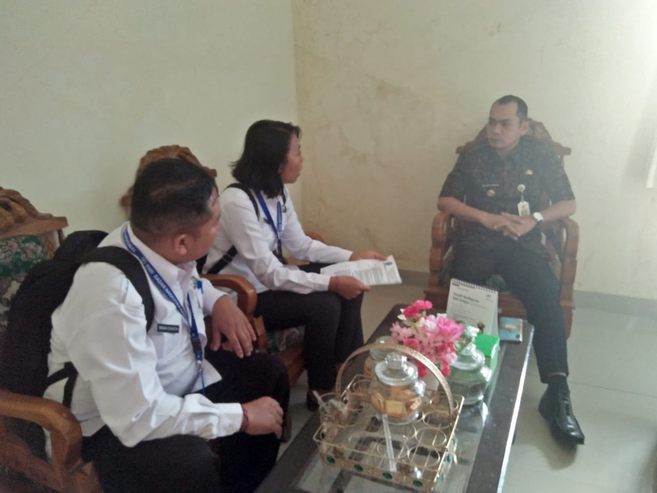 Advokasi dan Monitoring terkait Inpres 6 Tahun 2018 di Kantor Camat Karangasem Advokasi dan Monitoring terkait Inpres 6 Tahun 2018 di Kantor Camat Karangasem