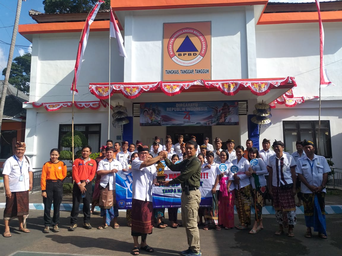 Deseminasi Informasi P4GN melalui media konvensional tatap muka langsung Pada Staf BPBD Kab. Karangasem untuk mewujudkan Karangasem bebas dari peredaran Gelap Narkoba Deseminasi Informasi P4GN melalui media konvensional tatap muka langsung Pada Staf BPBD Kab. Karangasem untuk mewujudkan Karangasem bebas dari peredaran Gelap Narkoba