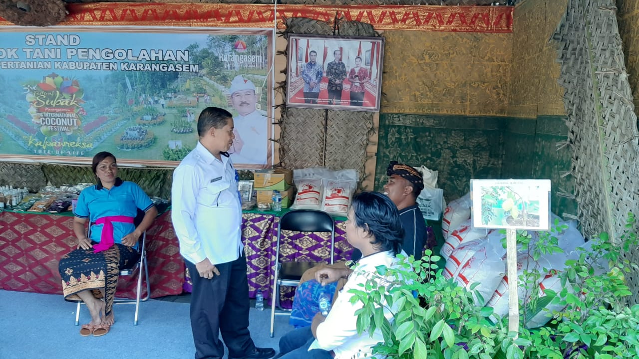 Sosialisasi Penguatan P4GN di Stand Binaan Dinas Pertanian Sosialisasi Penguatan P4GN di Stand Binaan Dinas Pertanian