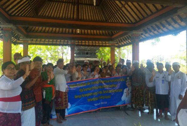 Sinergitas PEMDA Bagian Kesra dengan BNNK Karangasem melaksanakan Giat Sosialisasi Pembinaan Kemiskinan Kultur di Kecamatan Kubu Kab.Karangasem