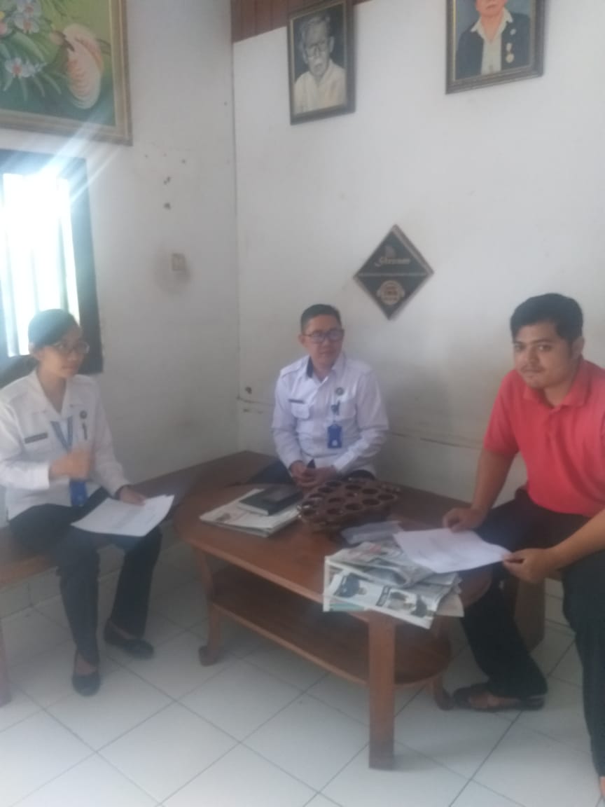 Koordinasi mengenai Pelaksanaan Placement Radio Lokal Koordinasi mengenai Pelaksanaan Placement Radio Lokal