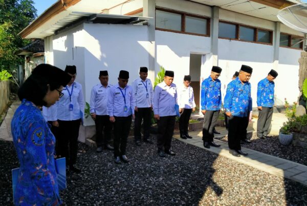 Upacara Memperingati Hari Pahlawan Ke-74 Tahun 2019