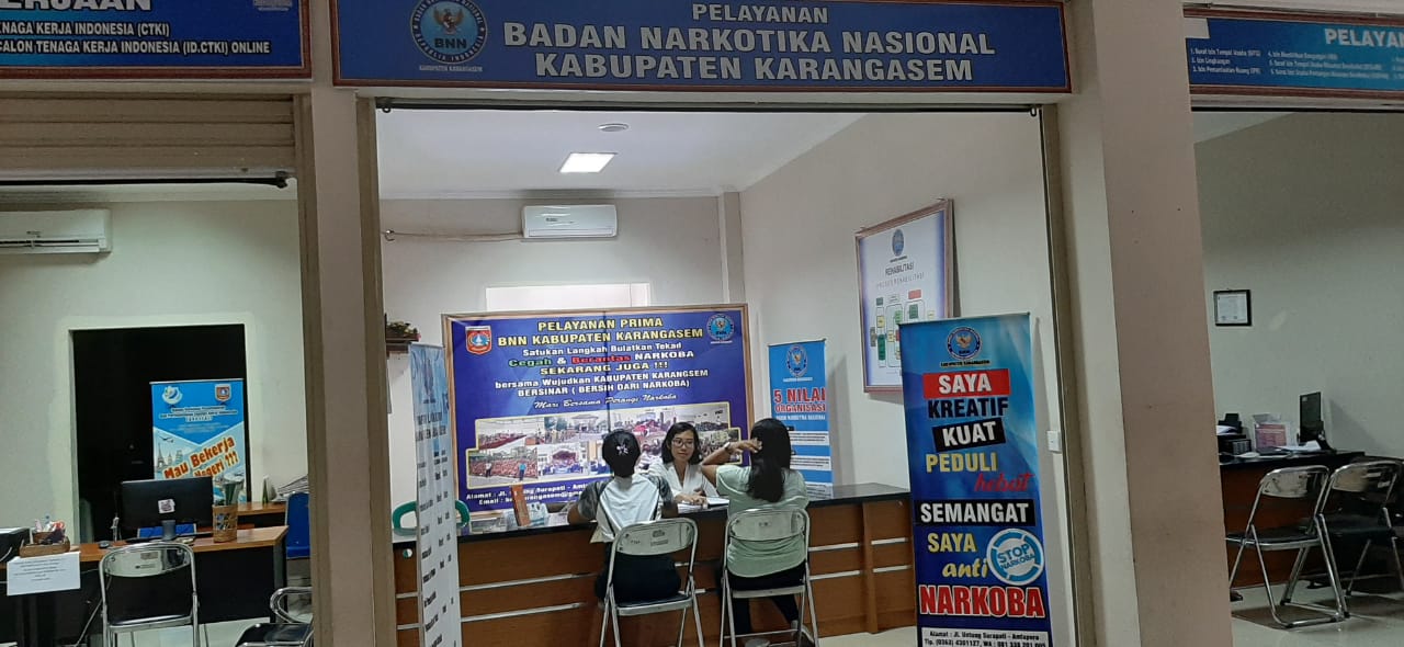 Pelayanan Prima BNN Kabupaten Karangasem di Mall Pelayanan Publik Pemerintah Kabupaten Karangasem Pelayanan Prima BNN Kabupaten Karangasem di Mall Pelayanan Publik Pemerintah Kabupaten Karangasem