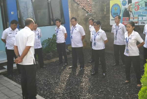 BNNK Karangasem Melaksanakan Apel Pagi