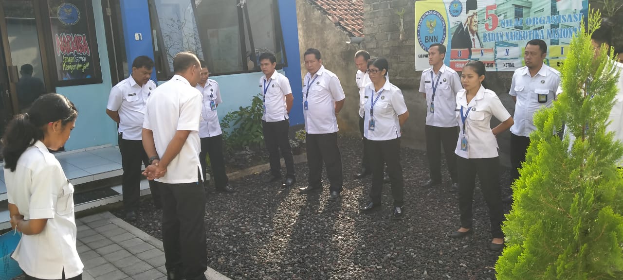BNNK Karangasem Melaksanakan Apel Pagi BNNK Karangasem Melaksanakan Apel Pagi