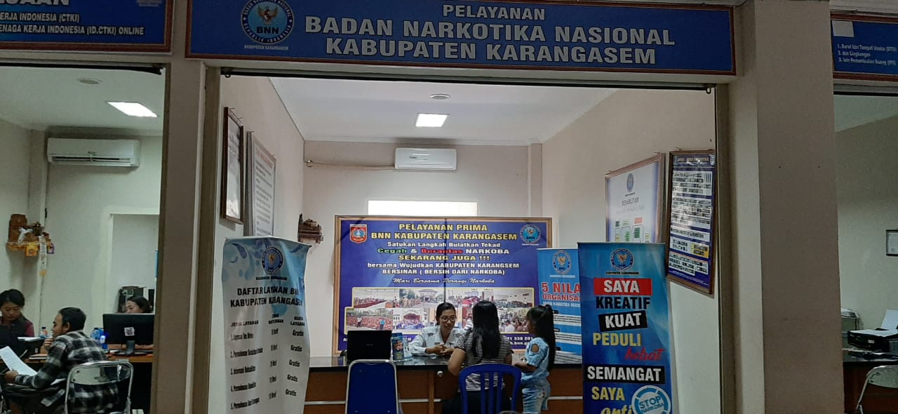 Pelayanan Prima BNN Kabupaten Karangasem di Mall Pelayanan Publik Pemerintah Kabupaten Karangasem Pelayanan Prima BNN Kabupaten Karangasem di Mall Pelayanan Publik Pemerintah Kabupaten Karangasem