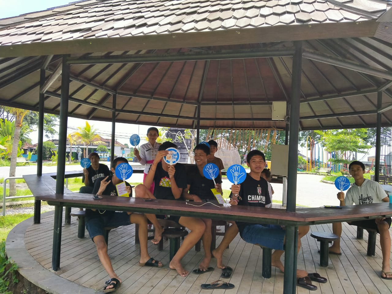 Diseminasi Informasi Penguatan P4GN Melalui Tatap Muka dan Pembagian Brosur di Taman Kota Jagath Karana Diseminasi Informasi Penguatan P4GN Melalui Tatap Muka dan Pembagian Brosur di Taman Kota Jagath Karana