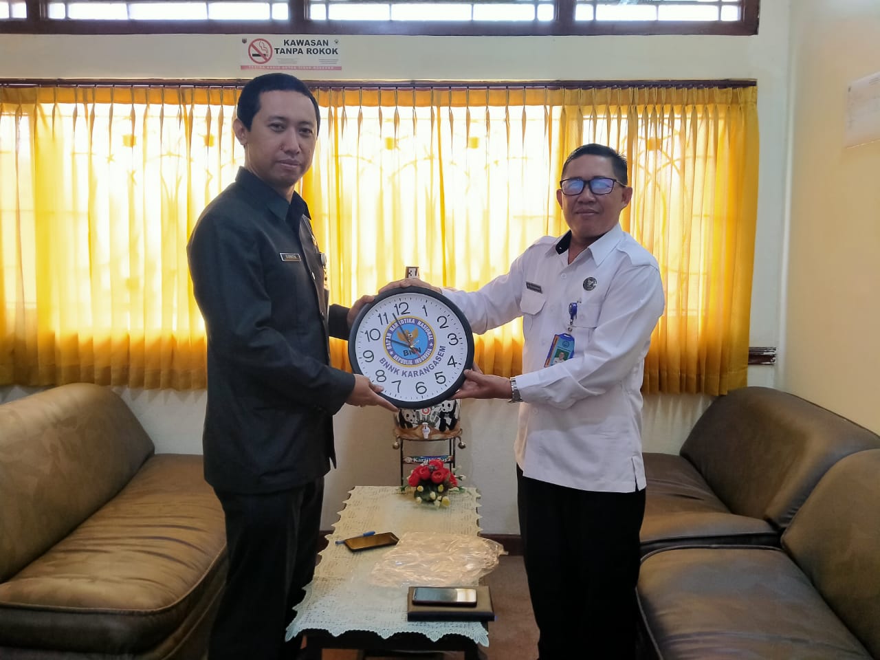 Advokasi Pembangunan Berwawasan Anti Narkoba di Bagian Hukum dan HAM Setda Kab. Karangasem Advokasi Pembangunan Berwawasan Anti Narkoba di Bagian Hukum dan HAM Setda Kab. Karangasem