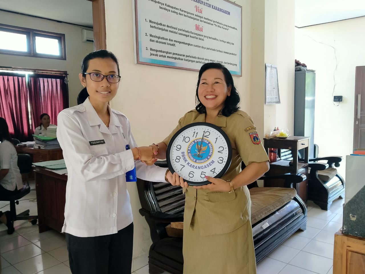 Advokasi Pembangunan Berwawasan Anti Narkoba di Dinas Pariwisata Kab. Karangasem Advokasi Pembangunan Berwawasan Anti Narkoba di Dinas Pariwisata Kab. Karangasem