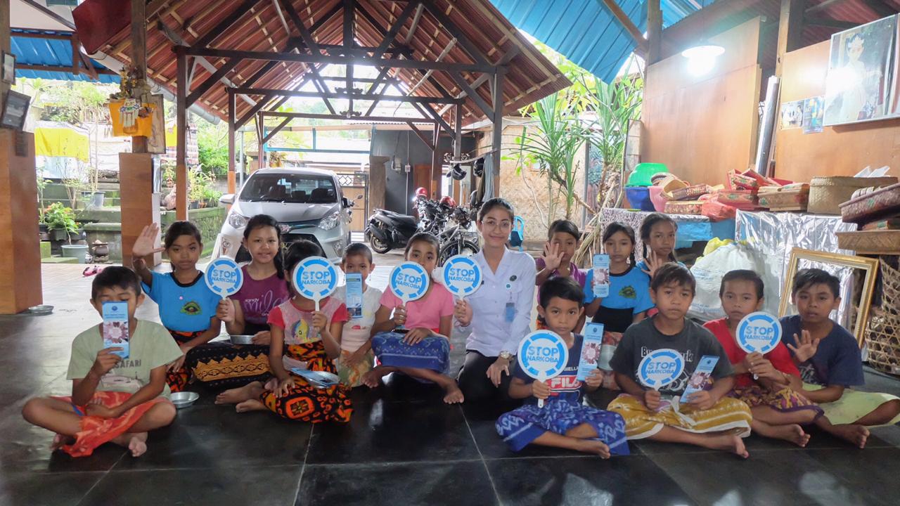 Sosialisasi Informasi P4GN terhadap Anak Sanggar Tari guna mewujudkan generasi yang bersih, sehat berwawasan anti narkoba Sosialisasi Informasi P4GN terhadap Anak Sanggar Tari guna mewujudkan generasi yang bersih, sehat berwawasan anti narkoba