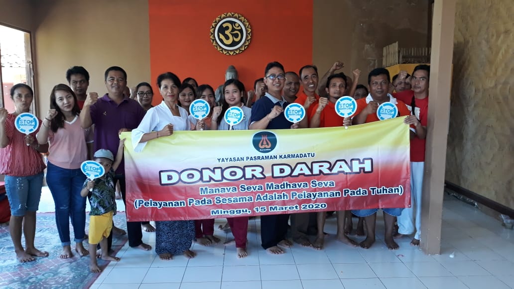 Deseminasi Sosialisasi Informasi P4GN terhadap Masyarakat Umum yang sedang melaksanakan donor darah Deseminasi Sosialisasi Informasi P4GN terhadap Masyarakat Umum yang sedang melaksanakan donor darah