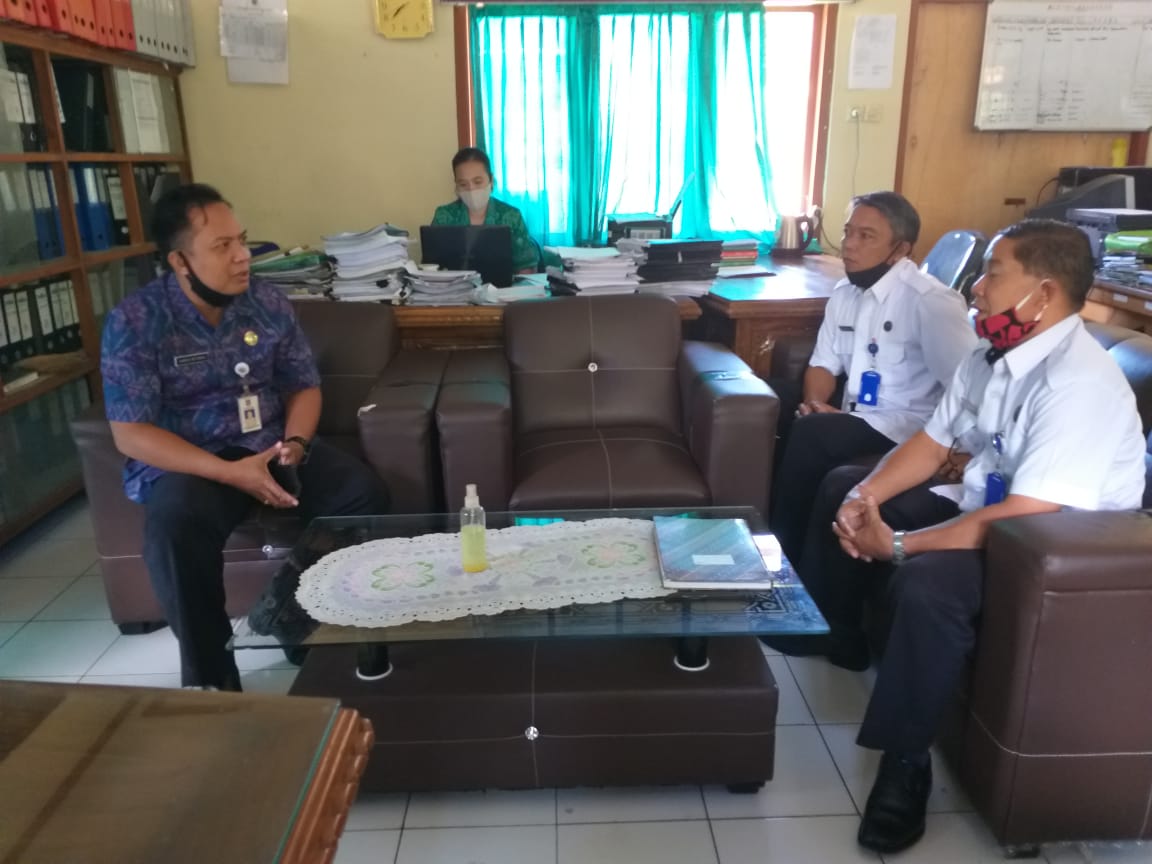 Koordinasi Dengan kabid Pemdes Tentang Rencana Sosialisasi Penguatan P4GN terhadap para Perbekel di Kabupaten Karangasem di Dinas Pemberdayaan Masyarakat dan Desa, Kabupaten Karangasem Koordinasi Dengan kabid Pemdes Tentang Rencana Sosialisasi Penguatan P4GN terhadap para Perbekel di Kabupaten Karangasem di Dinas Pemberdayaan Masyarakat dan Desa, Kabupaten Karangasem