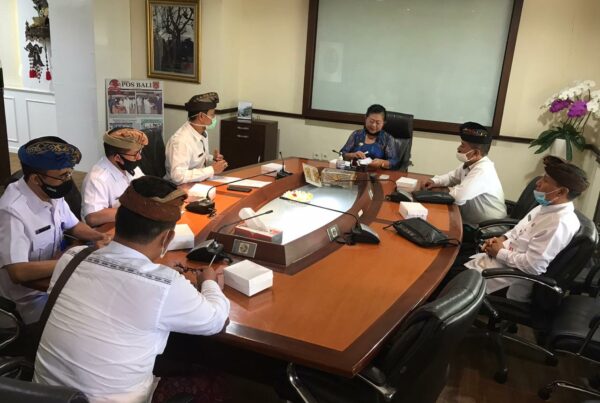 Audiensi dengan Bupati Karangasem terkait Pelaksanaan Sosialisasi P4GN dengan Perbekel se-Kabupaten Karangasem