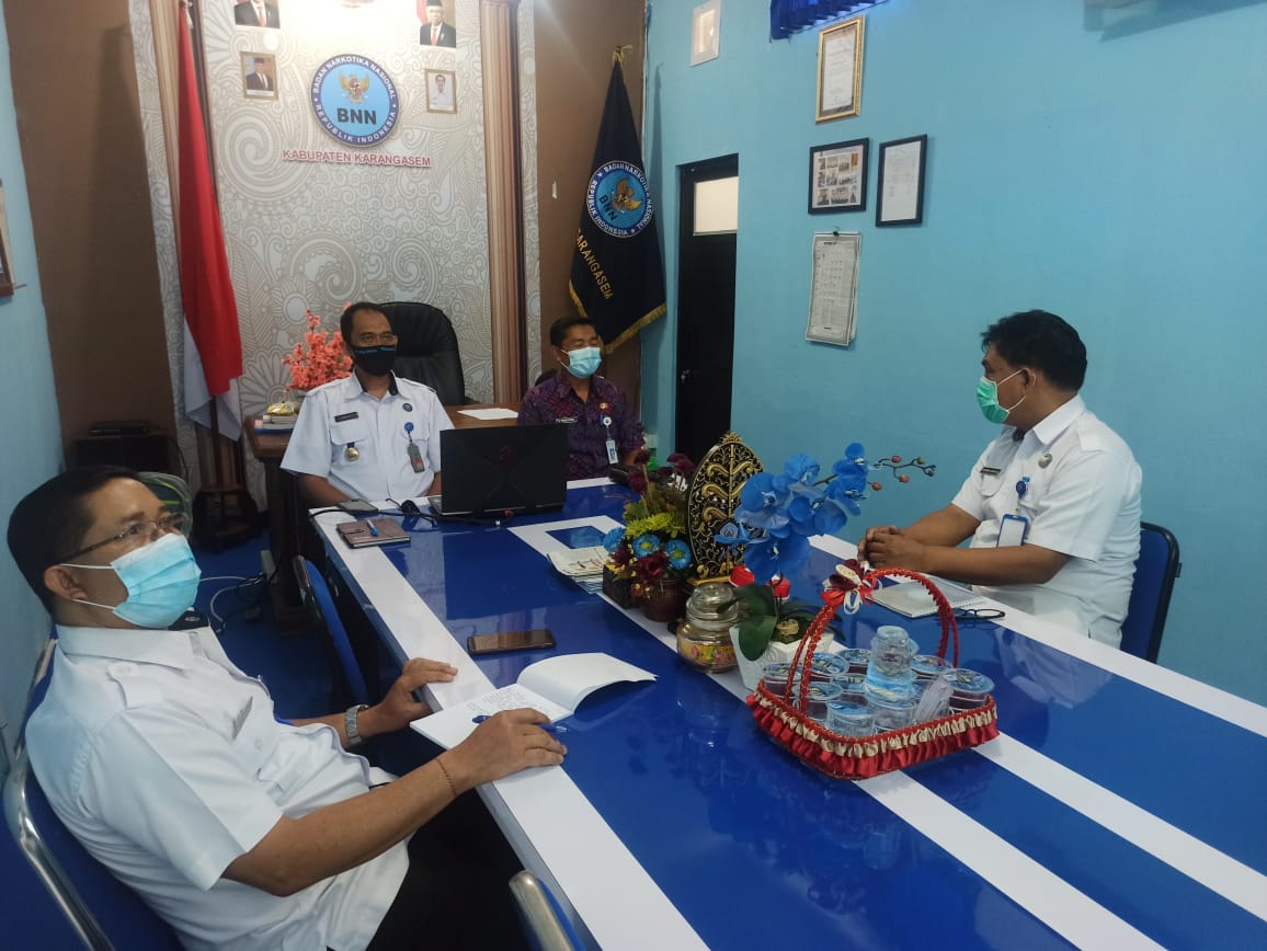 Penandatangan MoU antara BNN RI dengan Kementerian Desa, Pembangunan Daerah Tertinggal dan Transmigrasi RI Melalui Video Conference Penandatangan MoU antara BNN RI dengan Kementerian Desa, Pembangunan Daerah Tertinggal dan Transmigrasi RI Melalui Video Conference