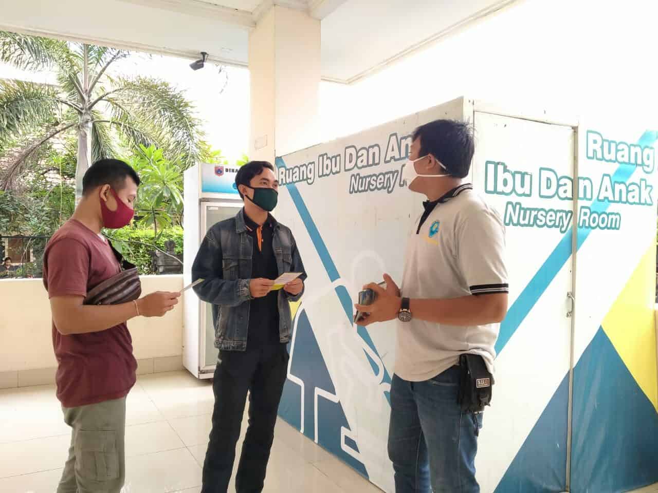 Sosialisasi P4GN melalui pembagian brosur di Mall Pelayanan Publik Sosialisasi P4GN melalui pembagian brosur di Mall Pelayanan Publik