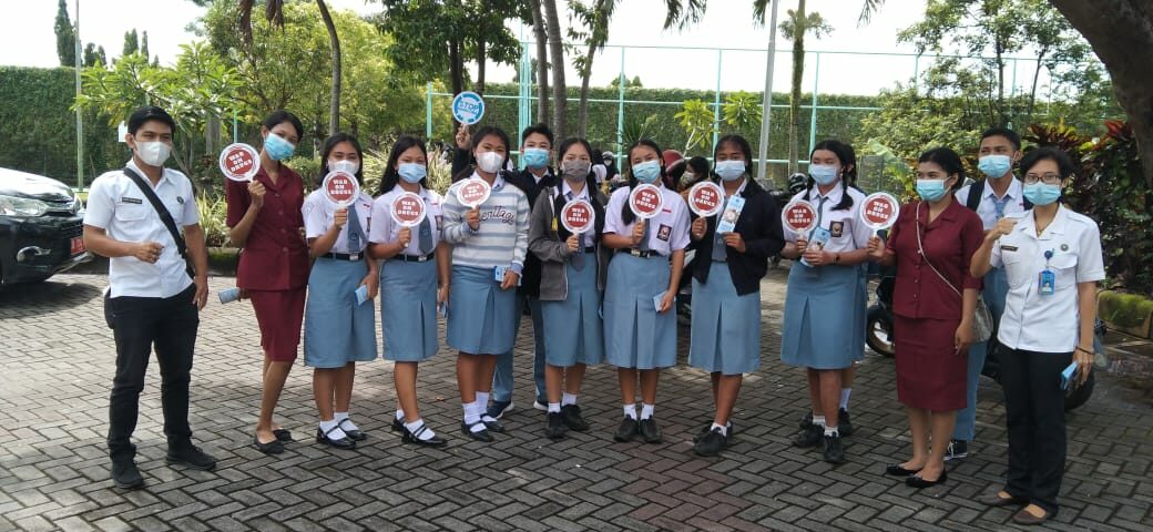 Sosialisasi P4GN kepada siswa PGRI Amlapura di GOR Gunung Agung Amlapura Sosialisasi P4GN kepada siswa PGRI Amlapura di GOR Gunung Agung Amlapura