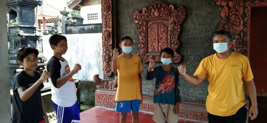 Edukasi P4GN kepada anak-anak remaja di Jalan Sultan Agung Amlapura Edukasi P4GN kepada anak-anak remaja di Jalan Sultan Agung Amlapura