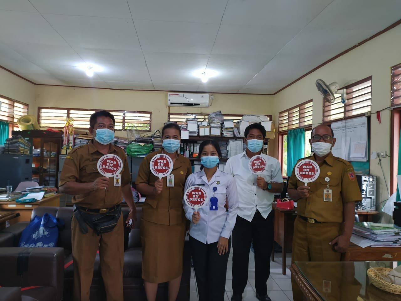 Kampanye Semangat War On Drugs on Dinas Pemberdayaan Masyarakat dan Desa Kab. Karangasem Kampanye Semangat War On Drugs on Dinas Pemberdayaan Masyarakat dan Desa Kab. Karangasem