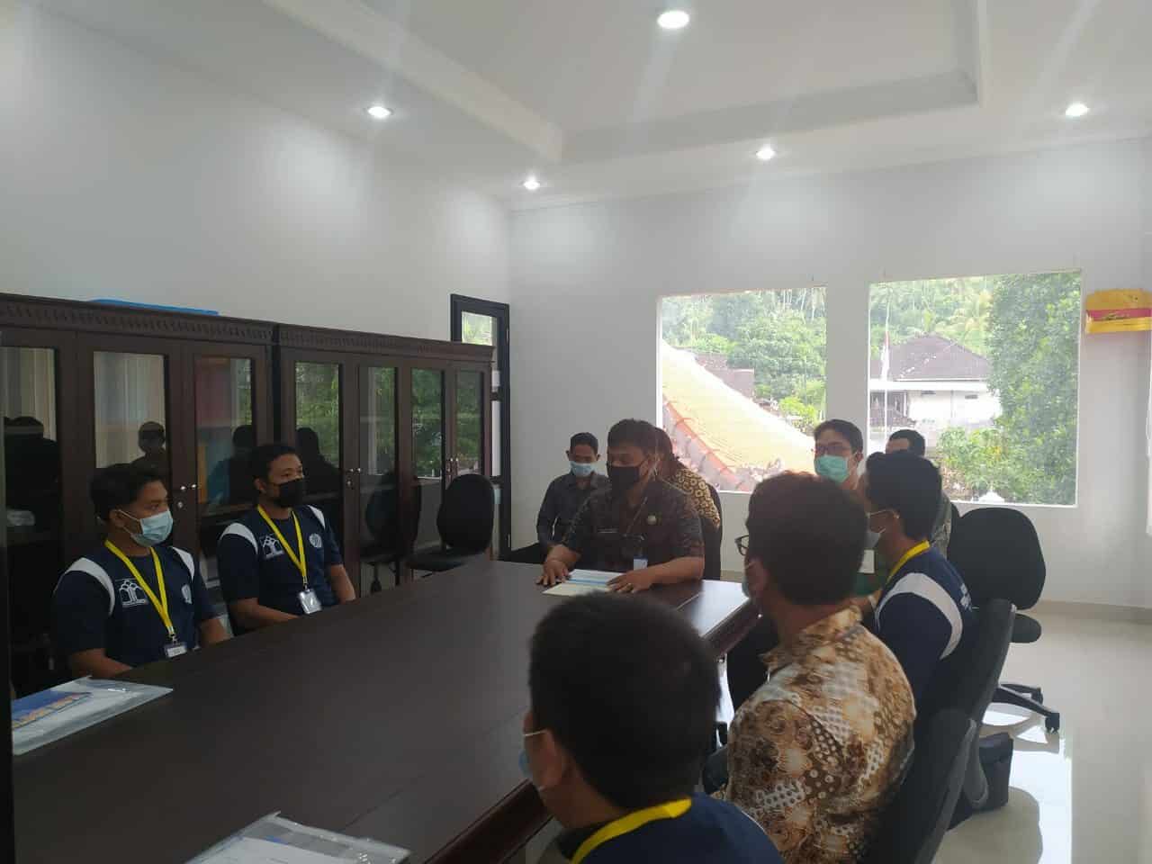 Skrining dan Intervensi Lapangan di Ruang Rapat Bapas Klas IIB Karangasem