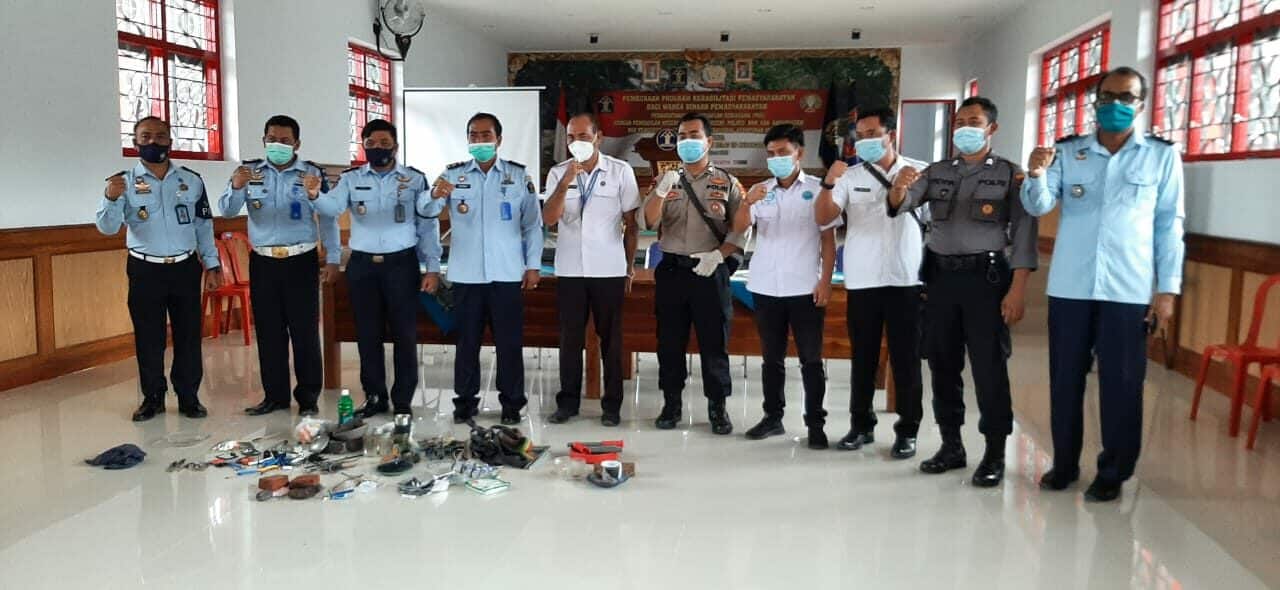 Kegiatan penggeledahan/razia serentak unit pelaksanaan teknis Lapas Kelas II B Karangasem dan LPKA Kelas II Karangasem Konsep Otomatis