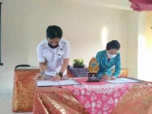 PENANDATANGANAN PERJANJIAN KERJASAMA (PKS) P4GN ANTARA BNNK KABUPATEN KARANGASEM & TP PKK KAB. KARANGASEM PENANDATANGANAN PERJANJIAN KERJASAMA (PKS) P4GN ANTARA BNNK KABUPATEN KARANGASEM & TP PKK KAB. KARANGASEM