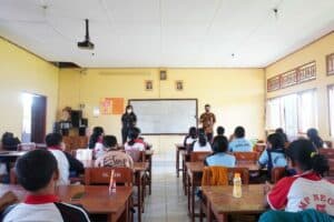 BNNK KARANGASEM GOES TO SMAN 2 AMLAPURA BNNK KARANGASEM GOES TO SMAN 2 AMLAPURA