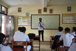 BNN GOES TO SMA N 1 MANGGIS BNN GOES TO SMA N 1 MANGGIS
