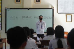 BNN GOES TO SMA N 1 MANGGIS BNN GOES TO SMA N 1 MANGGIS