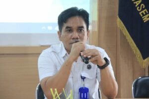 IINFORMASI & EDUKASI MELALUI TALKSHOW / TATAP MUKA IINFORMASI & EDUKASI MELALUI TALKSHOW / TATAP MUKA