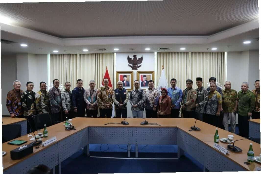 AUDIENSI DENGAN PPATK, BNN RI DAPATKAN DUKUNGAN PENUH DALAM PEMBERANTASAN NARKOTIKA AUDIENSI DENGAN PPATK, BNN RI DAPATKAN DUKUNG PENUH DALAM PEMBERANTASAN NARKOTIKA