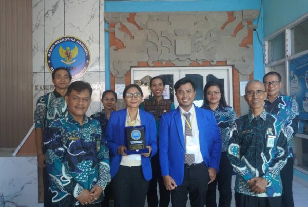 PENILAIAN TIM SURVEYOR AKREDITASI KLINIK PRATAMA BNNK KARANGASEM