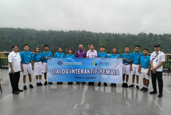 DIALOG INTERAKTIF REMAJA