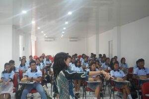 INFORMASI DAN EDUKASI MELALUI TALKSHOW/ TATAP MUKA INFORMASI DAN EDUKASI MELALUI TALKSHOW/ TATAP MUKA