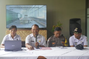 MONITORING DAN EVALUASI PELAKSANAAN ADVOKASI PROGRAM KETAHANAN KELUARGA ANTI NARKOBA BERBASIS SUMBER DAYA PEMBANGUNAN DESA DI DESA PEMPATAN KECAMATAN RENDANG MONITORING DAN EVALUASI PELAKSANAAN ADVOKASI PROGRAM KETAHANAN KELUARGA ANTI NARKOBA BERBASIS SUMBER DAYA PEMBANGUNAN DESA DI DESA PEMPATAN KECAMATAN RENDANG