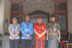 AUDIENSI BERSAMA SEKRETARIS DAERAH KABUPATEN KARANGASEM AUDIENSI BERSAMA SEKRETARIS DAERAH KABUPATEN KARANGASEM