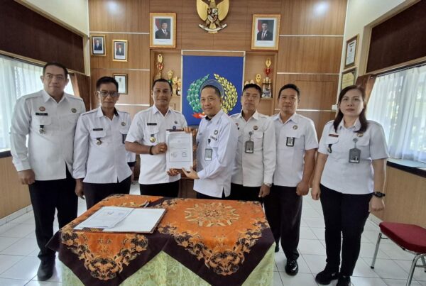 PENANDATANGANAN PERJANJIAN KERJASAMA BNNK KARANGASEM DENGAN LPKA KARANGASEM