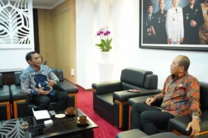AUDIENSI BERSAMA BUPATI KARANGASEM AUDIENSI BERSAMA BUPATI KARANGASEM
